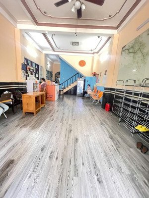 bán nhà 4 tầng, đường oto tránh nhau, hẻm thông hùng vương, nguyễn thị minh khai, nha trang