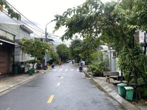 bán lô mặt tiền sơn thủy, 90m2(6x15), tặng nhà c4. chỉ 5.xtỷ. ngay tthc q.ngũ hành sơn.