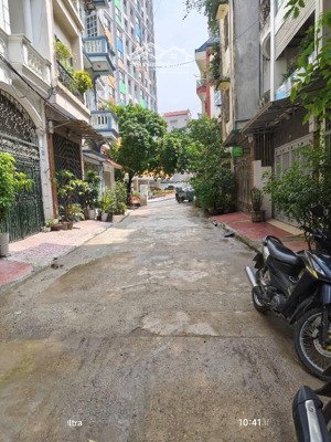 bán nhà cạnh đường tây thăng long - phân lô - ô tô tránh - 50m2 - 8.5 tỷ - lh : 