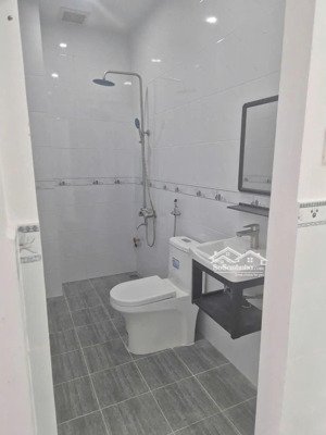 hẻm ô tô bán nr tại lê thúc hoạch, 5,7 tỷ, 50m2, 2pn, 2wc, 2 tầng, tân phú, hcm
