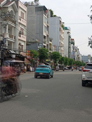 bán nhà 4 tầng mặt tiền phạm văn bạch, p.15, tân bình, 4x23m giá 15,9 tỷ