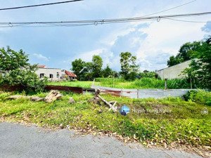 cần tiền bán gấp đất 12x30m giá 890tr mt đường phạm thị thàng, xã phước hiệp ngay cầu vượt củ chi