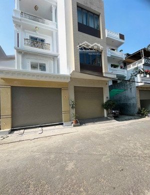 bán nhà thang máy khu phân lô đà nẵng giá chỉ 6ty8