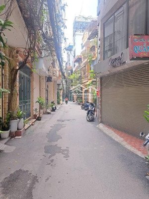 bán nhà hoàng mai, 45m², 4 tầng, 5 ngủ, full nội thất, ngõ thông, sđcc chỉ 7 tỷ