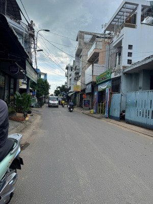 nhà mặt tiền đường số 10-60m2-đường nhựa 10m-thông quốc lộ-dòng tiền 8tr-chỉ hơn 5tỷ