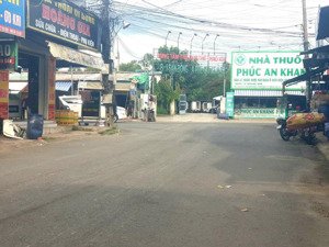 nhà mặt tiền chợ 434,bình hòa,thuận an,tp hcm,thuận tiện kinh doanh,dòng tiền 23 triệu/tháng.