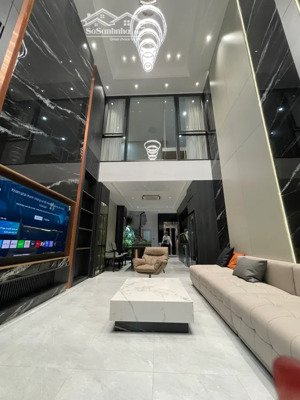 phố ngọc thụy thang máy full nội thất xịn 66m2x5t giá 15 tỷ gần cầu chương dương 