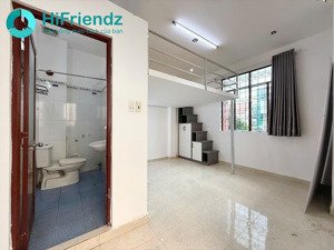 phòng trọ có gác - cừa sổ trời - đối diện etown