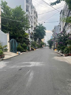 bán nhà nguyễn thị thập đường 12m dt 4.5m x 22m . chỉ 13 tỉ