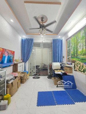 chỉ hơn 5 tỷ chính chủ bán nhà 30m2 ở kv lĩnh nam