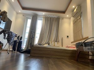 giáp trường đại học việt hung - time city - ô tô ngủ trong nhà - lô góc - kinh doanh được - h mai