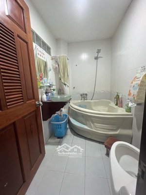 gần cmt8 - đường otô - 44m2 - 3 tầng 3pn+ thẳng 1 trục - chỉ 6.xx tỷ chủ gấp bán