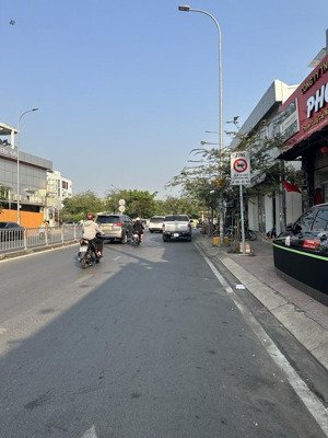 bán nhà - nhà mặt tiền - ngay lê cơ, bình tân - 2 tầng - 4x32 - đường 20m - chỉ 14.x tỷ.