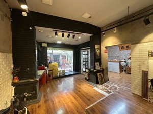 gấp bán nhà siêu chất giá giành giật chỉ 21.5 tỷ phố lò đúc 89m 2 tầng mặt tiền quyền lực 9m