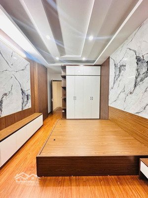 hàng hiếm xuân đỉnh-20 m ra phố-30,3m2-mt 3,35m-5t-full nội thất