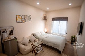 bán nhà quận 1, khu trung tâm, 4 tầng đang kinh doanh homestay, đầy đủ nội thất,, giá chỉ 6,75 tỷ.