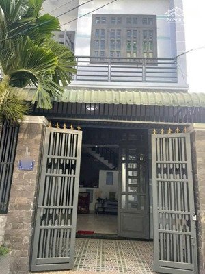 nhà gần đường hai bà trưng nối dài, cách siêu thị go dĩ an chỉ 300m, giá nhỉnh 4 tỷ