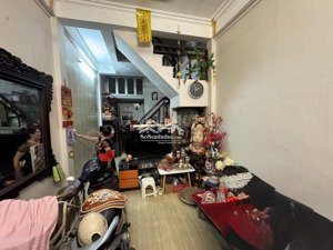 gần phố - vừa miếng
ô tô đỗ cửa - kinh doanh dòng tiền - tiện ích ngập tràn 7 tỷ - chốt