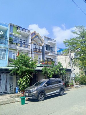 chủ gởi bán căn nhà mặt tiền đường rộng (15m) p.tân đông hiệp - tp. dĩ an - bình dương diện tích;