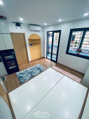 bán căn nhà 7 tầng thang máy ở pháo đài láng với 11pn khép kín giá chỉ 11,5 tỷ dòng tiền khủng