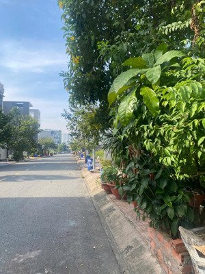 bán gấp nr đẹp 4pn, 6wc, 120m2 tại phú hồng thịnh 9, quốc lộ 1k, dĩ an, bình dương