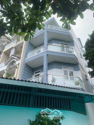 nhà 4 tầng. lô góc 2mt. 75m2 ngang 5m oto để sân. gần emart 2. cv làng hoa. nhỉnh 7tỷ