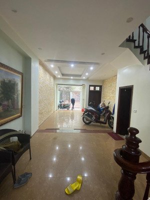 bán nhà liền kề kdt mễ trì hà 75m2 đã hoàn thiện 20 tỷ.