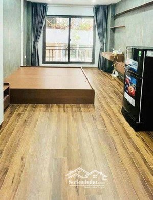 trường chinh 3 thoáng. ôtô ba bước. nhà mới kính koong. 36m 5 tầng 4 ngủ. ngay ngã tư sở. quá đỉnh