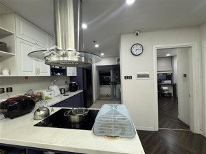 bán căn hộ diamond flower tower - lê văn lương, 116m2, 11.6 tỷ, 3 ngủ, 2 vs, 2 ban công, sổ đỏ cc.