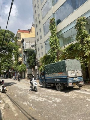 chính chủ bán nhà đẹp 4 tầng 5pn mỗ lao, hà đông, 82m² giá 18.x tỷ - hướng đn - dtiền 2x tr/th