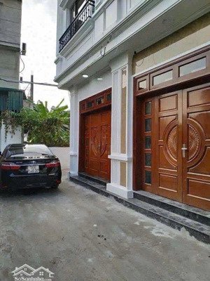 nhà ngõ 68 nguyễn văn linh - lô góc - ôtô đỗ cửa - 5 tầng - 3pn còn mới - chỉ #7tỷ4 thương lượng