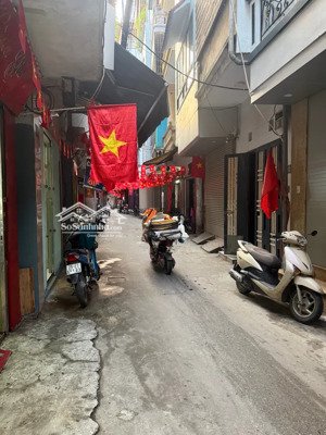 chính chủ bán nhà riêng mặt ngõ tôn đức thắng, đống đa, 33 m2, ô tô, kinh doanh, giá đầu tư 7,6 tỷ