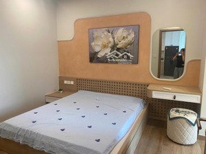 cần bán căn 2 ngủ 2vs toà s3 skyoasis view btđ giá 4.5 tỷ bao phí full đồ đẹp