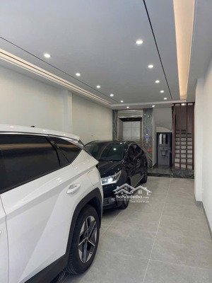 nhanh tay không là bay mất nằm giữa lõi long biên - 14 tỷ , 85m2 -ô tô tránh