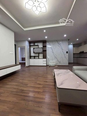 chính chủ gửi bán chung cư vip thepride.
dt; 103m - tầng đẹp - hướng mát
thiết kế 3n2vs.