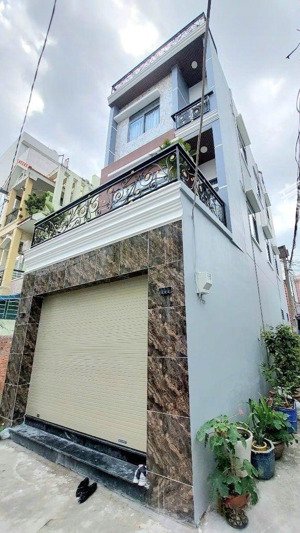 giảm giá sâu, giá mới chỉ hơn 7 tỷ - siêu phẩm nhà 4 tầng căn góc phú thuận, quận 7