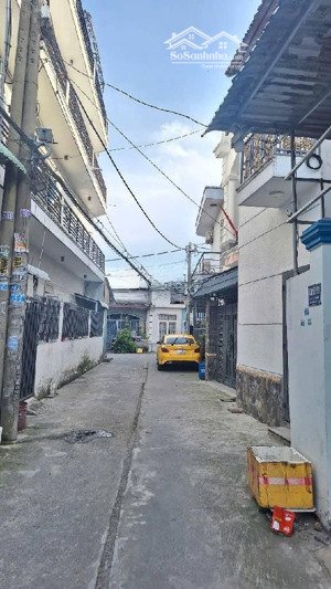 nhà đẹp-ô tô ngủ trong nhà- đủ công năng cho gia đình-vào ở ngay-tân chánh hiệp-q12