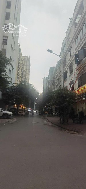 bán nhà hoàng cầu 42m² vf9 đỗ cửa 5m ra ô tô tránh trung tâm đống đa ở ngay - 14.399 tỷ!