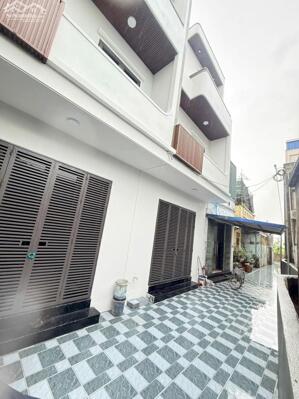 BÁN NHÀ ĐẸP NGÕ CỰC NGẮN KHU ĐỆ TỨ 3 TẦNG 83M2 GIÁ 1.98 TỶ