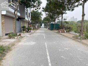 Đón Đầu Gia Lâm Lên Phường: Đất Lô Góc 60,7m2 TĐC Trâu Quỳ View Vườn Hoa Đẹp, Gần Shophouse, Sổ Đỏ CC