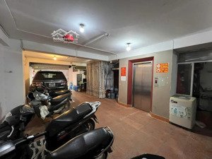 tòa nhà 10t, mặt ngõ 66 ngọc lâm thông 111 nguyễn văn cừ có vỉ hè 2 bên, 148m2 mt8m 39 tỷ