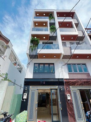 nhà full nội thất - có thang máy 450kg - ngay 1/ lê trọng tấn - 4m x 17m - đường xe tải đến nhà