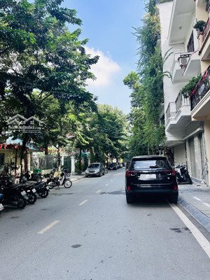 chỉ hơn 15 tỷ - bán nhà võng thị - tây hồ - ở ngay - ô tô - gần hồ - 50m2 x 5 tầng