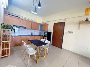 chính chủ cần bán căn 2 phòng ngủ kđt hồng hà, nhà ở có sổ, full đồ