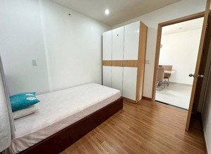 chung cư celadon, ngay bờ bao tân thắng, tân phú 2 phòng ngủ, full nt mới, 10tr5