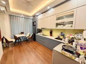 siêu phẩm mặt phố tây hồ. lô góc 2mặt tiền, vỉa hè cực rộng. ô tô tránh đỗ ngày đêm. kinh doanh tốt