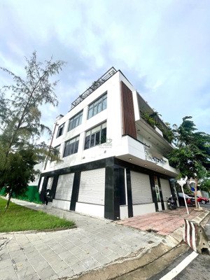 cho thuê mặt bằng lô góc 2 sàn trống 400m2 mặt tiền đường vành đai khu phước hải giá 40 triệu