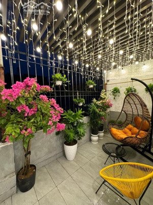 bán nhà an dương dân xây chắc chắn 50m2, 4 tầng, mt 3.4m, giá chỉ 8.55 tỷ