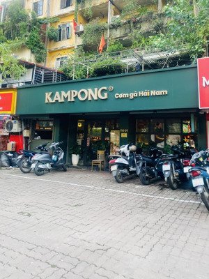 cho thuê nhà mặt phố trần huy liệu, mt 9,5m, dt 350m2, giá siêu hời