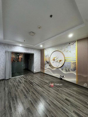 bán gấp căn 1 ngủ t8.25 times city 53m² view nhạc nước giá 6.4 tỷ